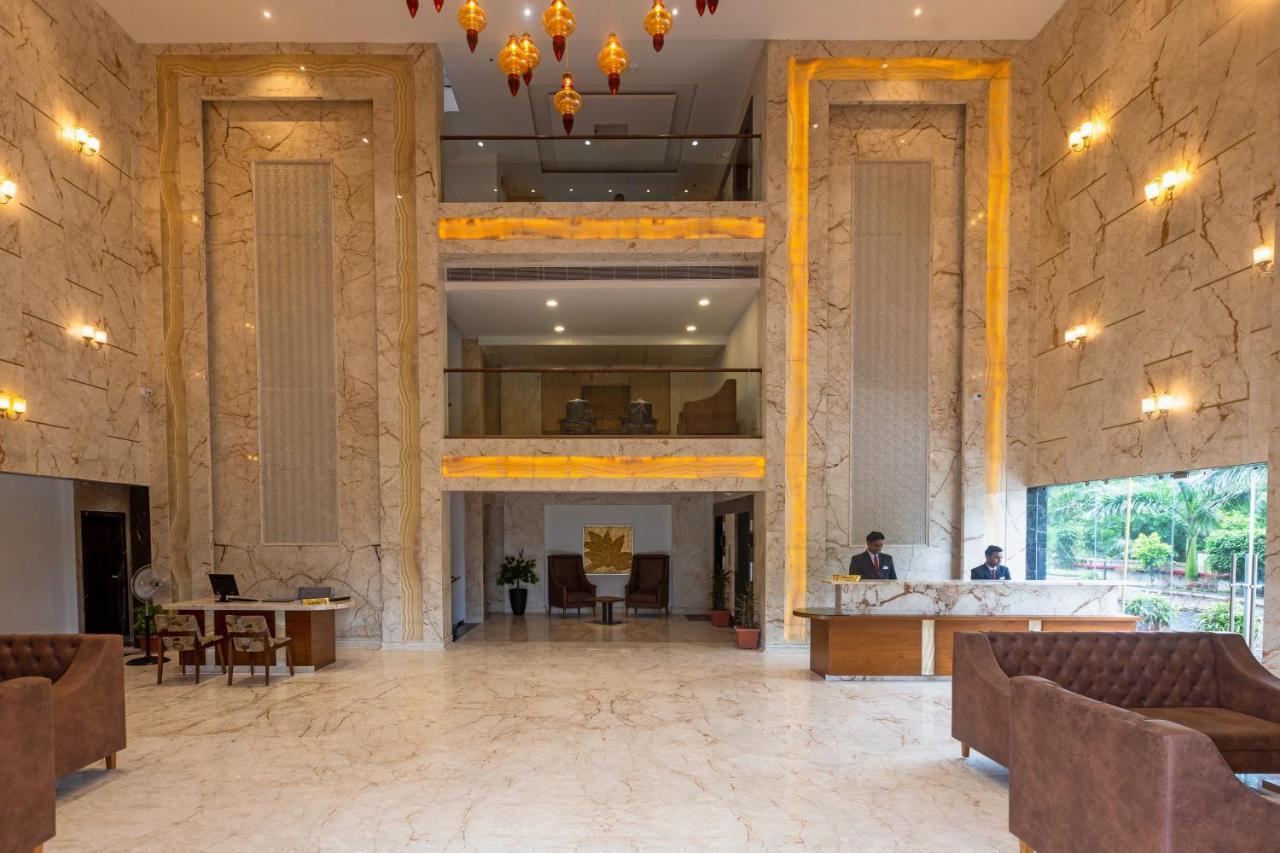 Pride Hotel Bhopal Zewnętrze zdjęcie