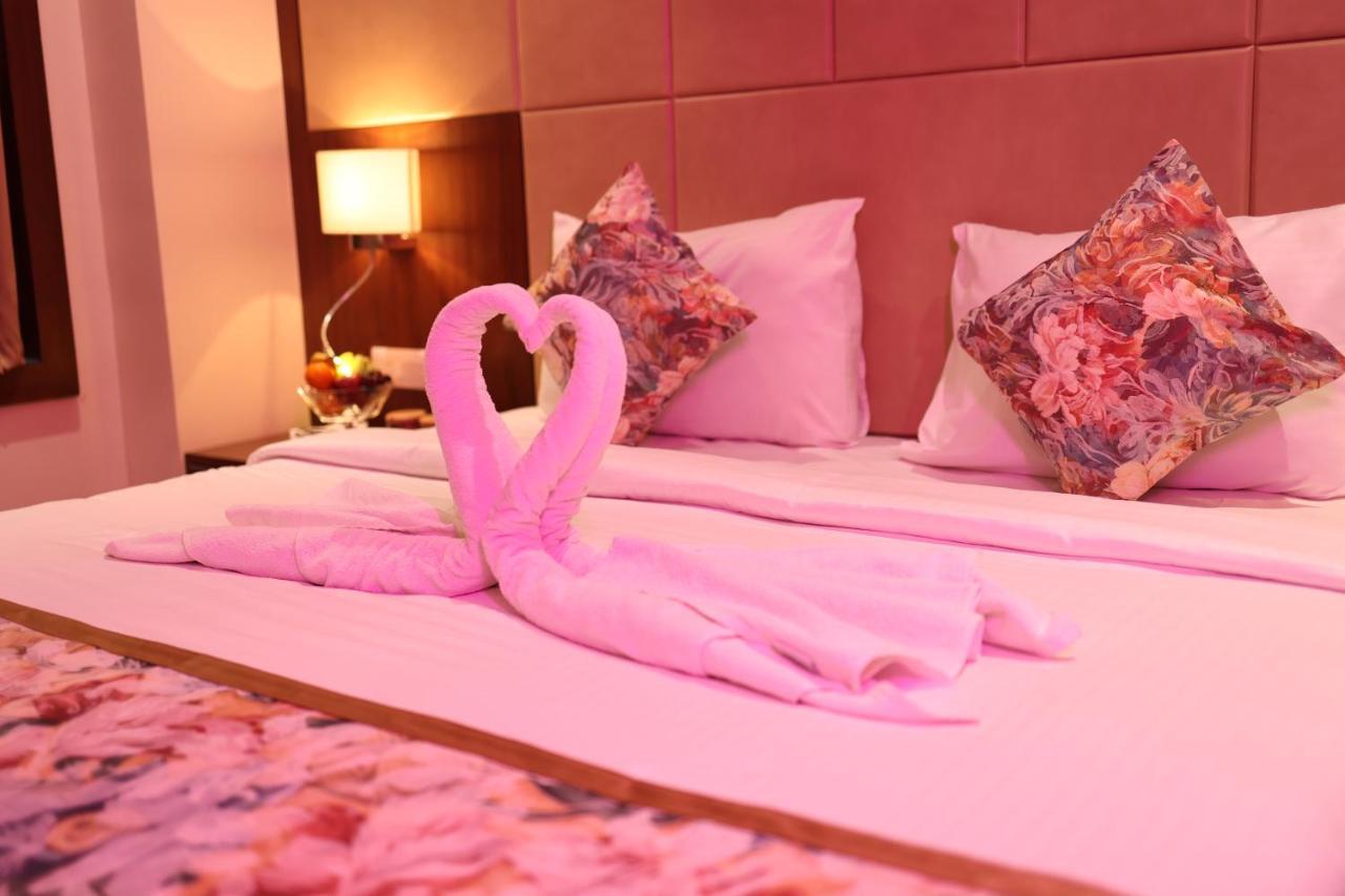 Pride Hotel Bhopal Zewnętrze zdjęcie