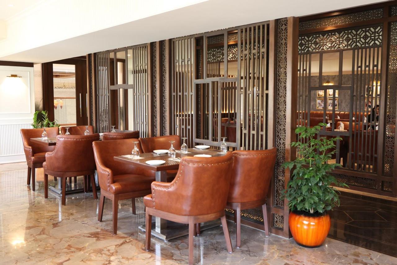 Pride Hotel Bhopal Zewnętrze zdjęcie