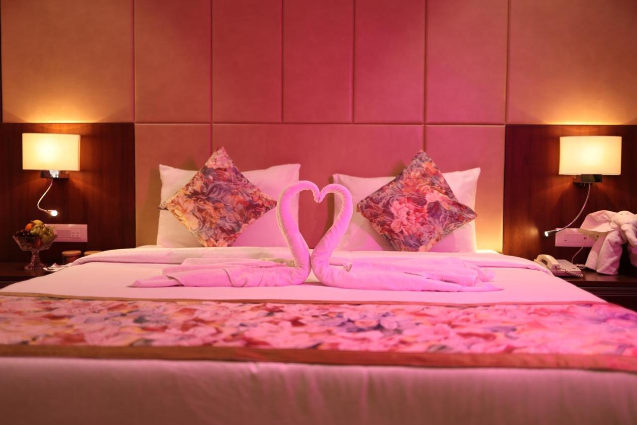 Pride Hotel Bhopal Zewnętrze zdjęcie