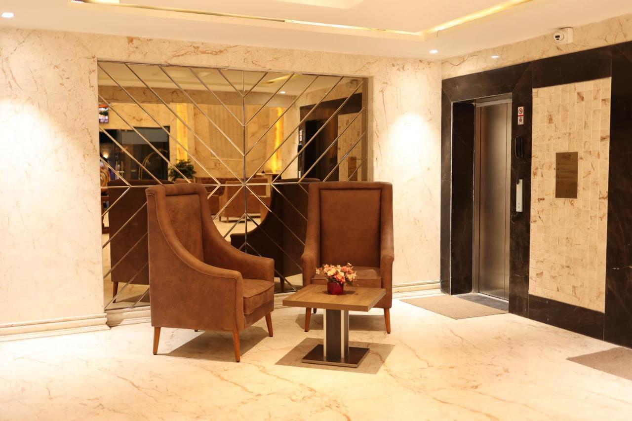 Pride Hotel Bhopal Zewnętrze zdjęcie