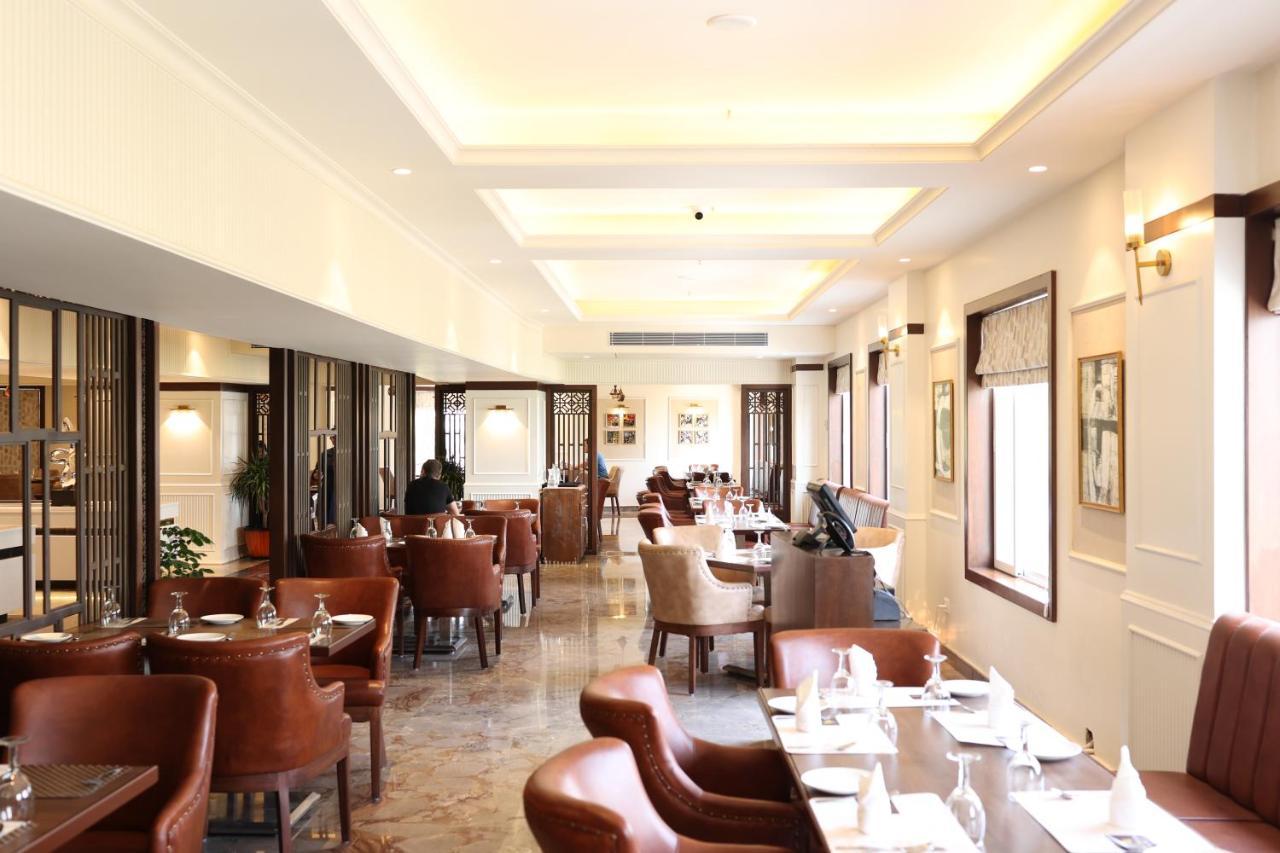 Pride Hotel Bhopal Zewnętrze zdjęcie