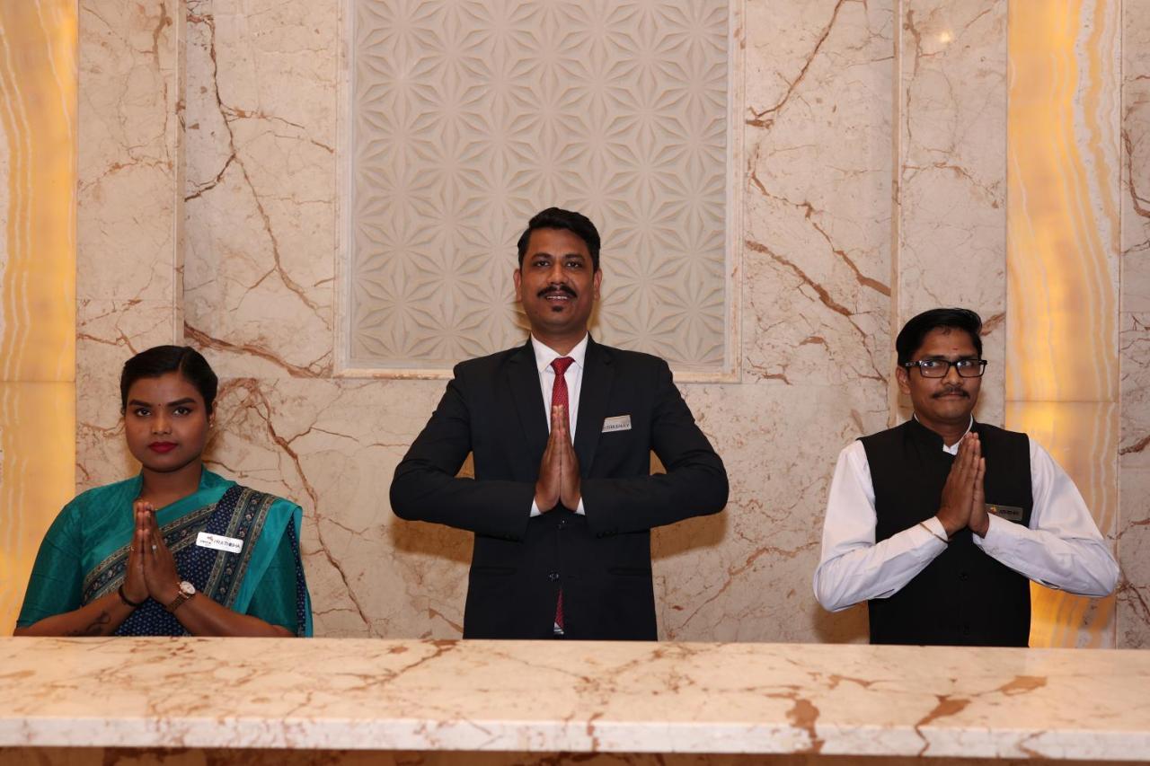 Pride Hotel Bhopal Zewnętrze zdjęcie
