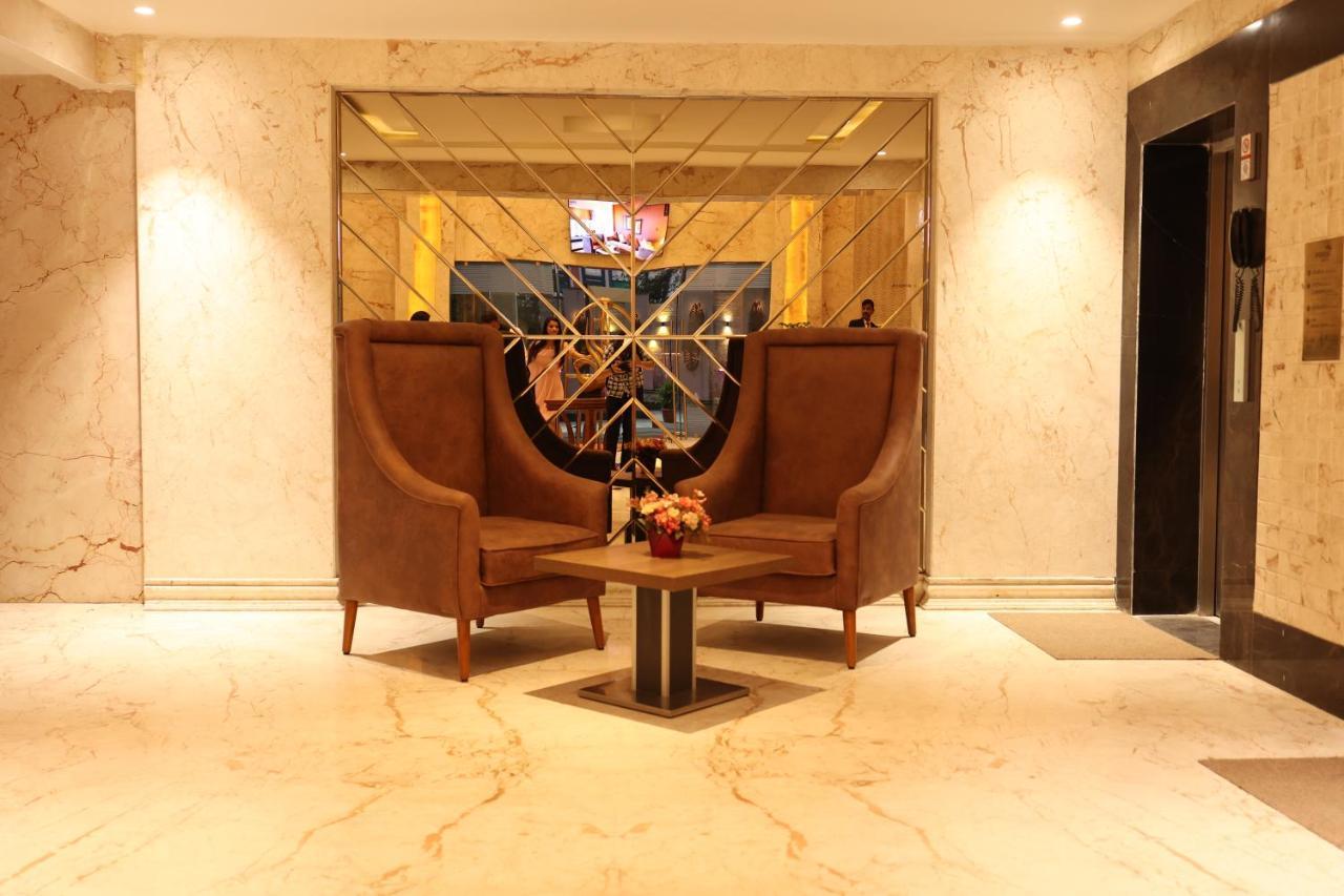 Pride Hotel Bhopal Zewnętrze zdjęcie